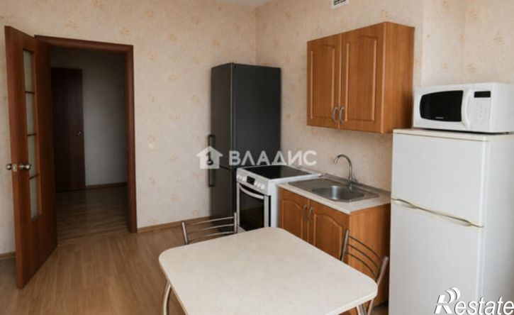 2-комн квартира улица Попова, 102,  д. 102