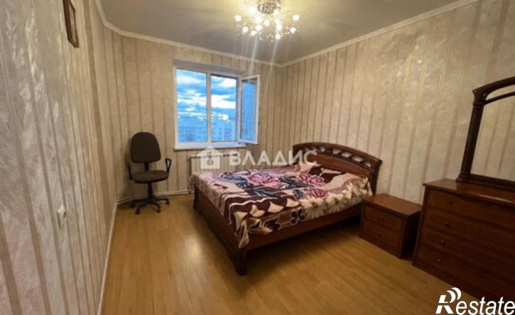 3-комн квартира улица Есенина, 48,  д. 48