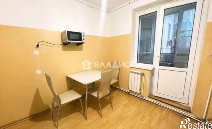 3-комн квартира улица Есенина, 48,  д. 48