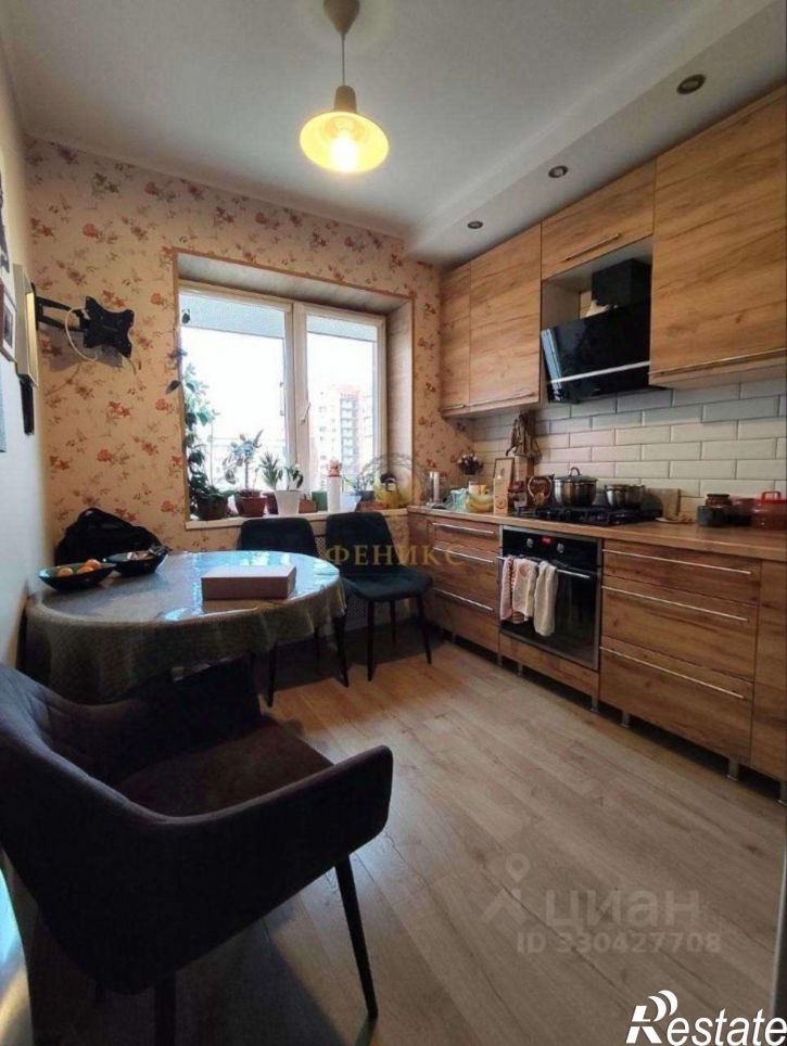 3-комн квартира Спортивная улица, 3,  д. 3