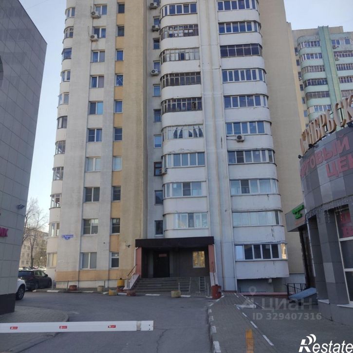 3-комн квартира ул Николая Чумичова, 64,  д. 64
