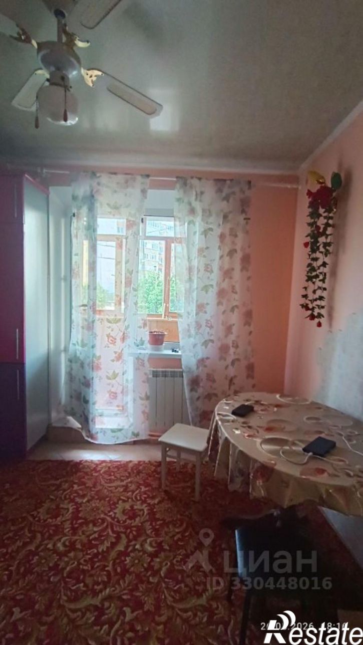 2-комн квартира улица Есенина, 42,  д. 42