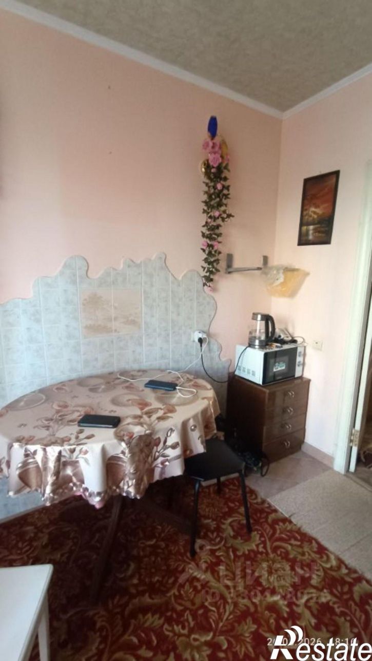 2-комн квартира улица Есенина, 42,  д. 42