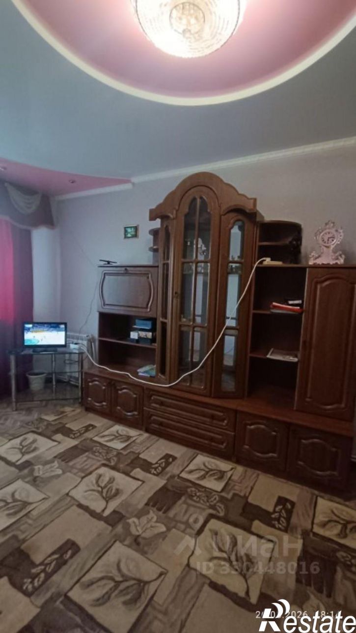 2-комн квартира улица Есенина, 42,  д. 42