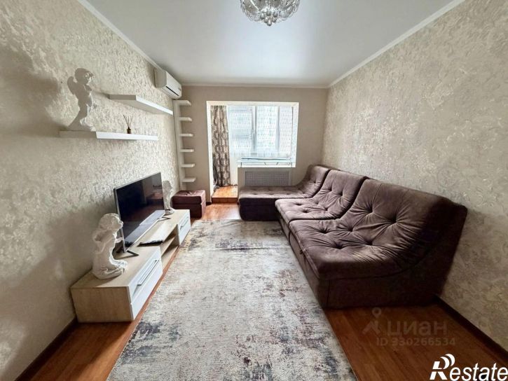 3-комн квартира ул 5 Августа, 13в,  д. 13в
