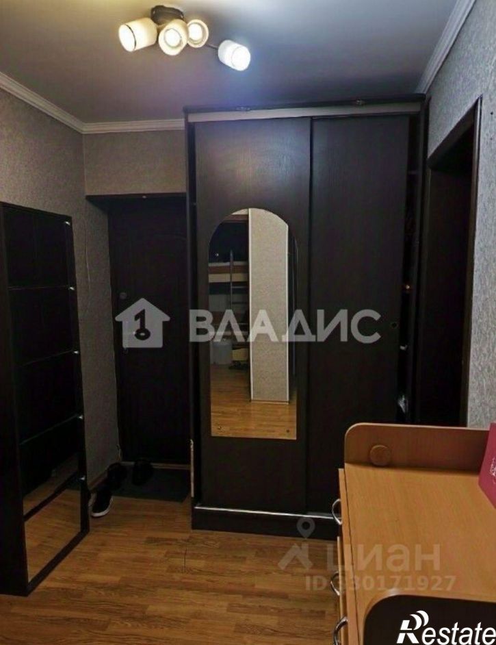 3-комн квартира улица Тельмана, 17,  д. 17