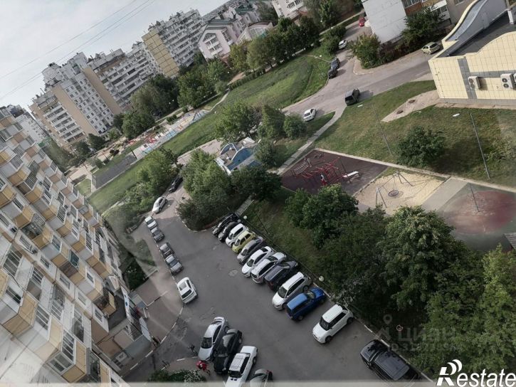 3-комн квартира улица Есенина, 42,  д. 42