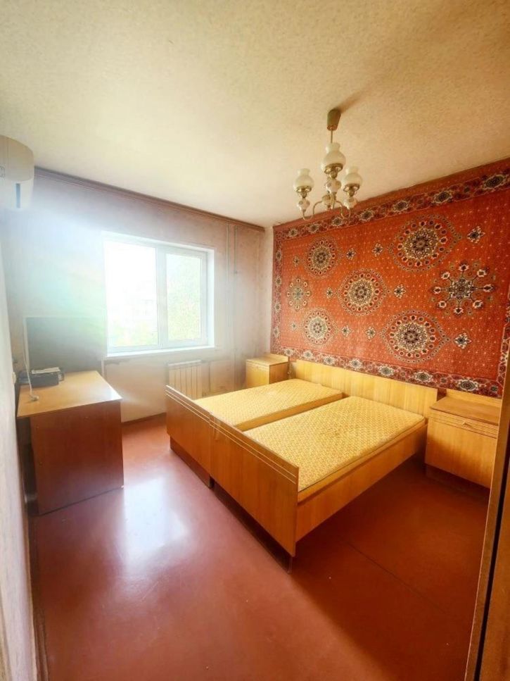 4-комн квартира Ватутина проспект, 23