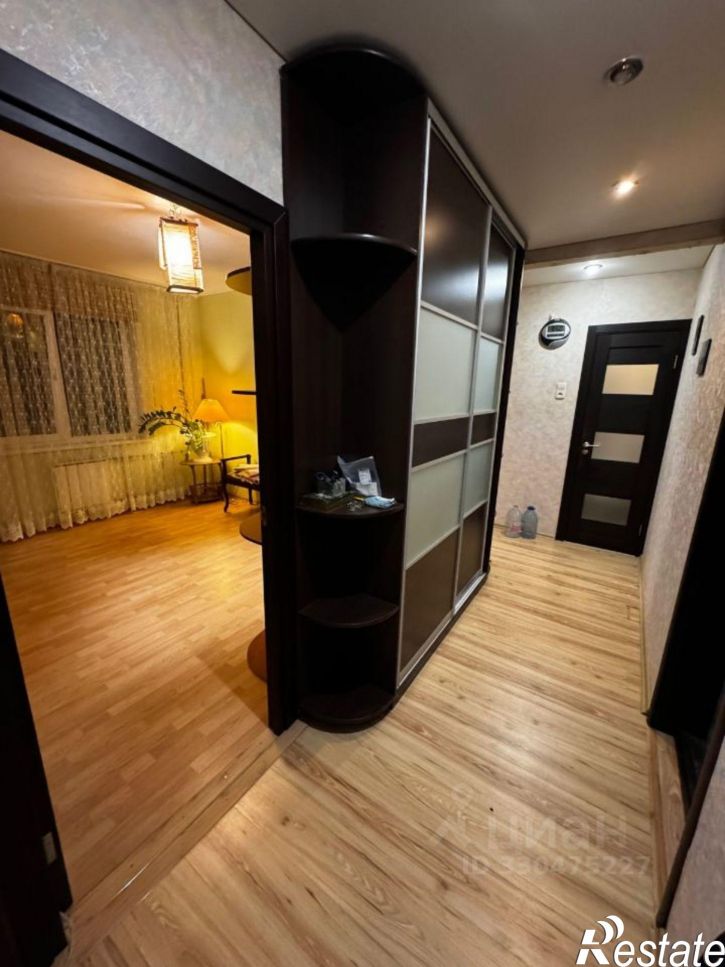 3-комн квартира ул Костюкова, 9а,  д. 9а