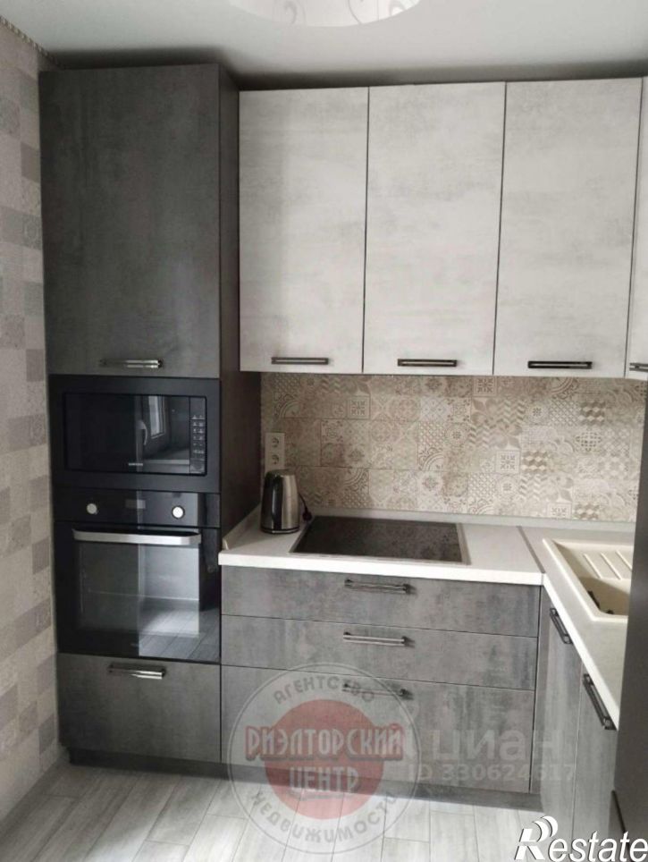 2-комн квартира улица 5 Августа, 36 к2,  д. 36 к2