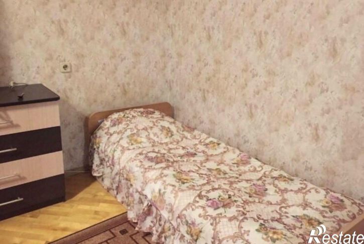 1-комн квартира ул Есенина, 12,  д. 12