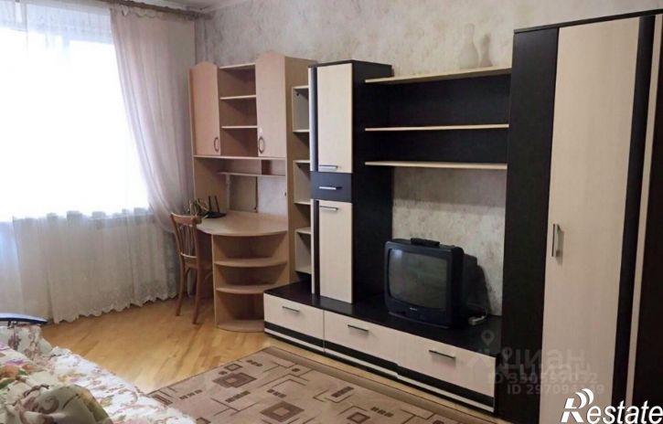 1-комн квартира ул Есенина, 12,  д. 12