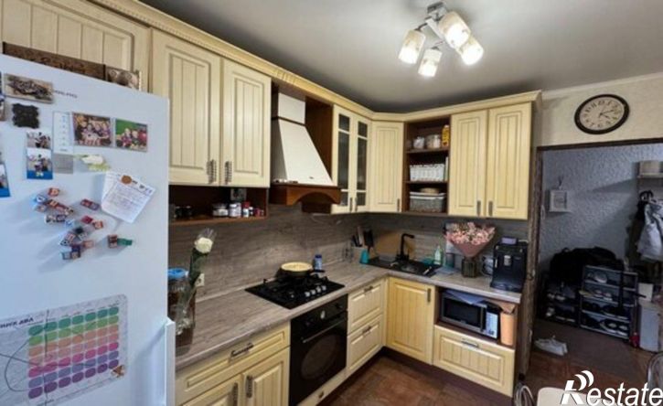 3-комн квартира пр-кт Ватутина, 22,  д. 22