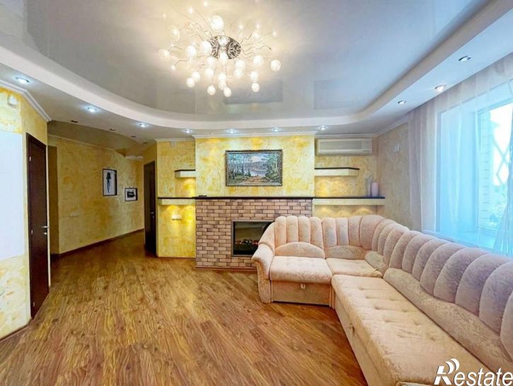 4-комн квартира улица Гоголя, 15,  д. 15