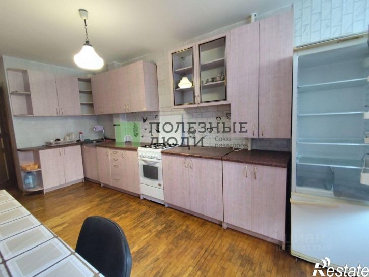 3-комн квартира пр-кт Славы, 18,  д. 18