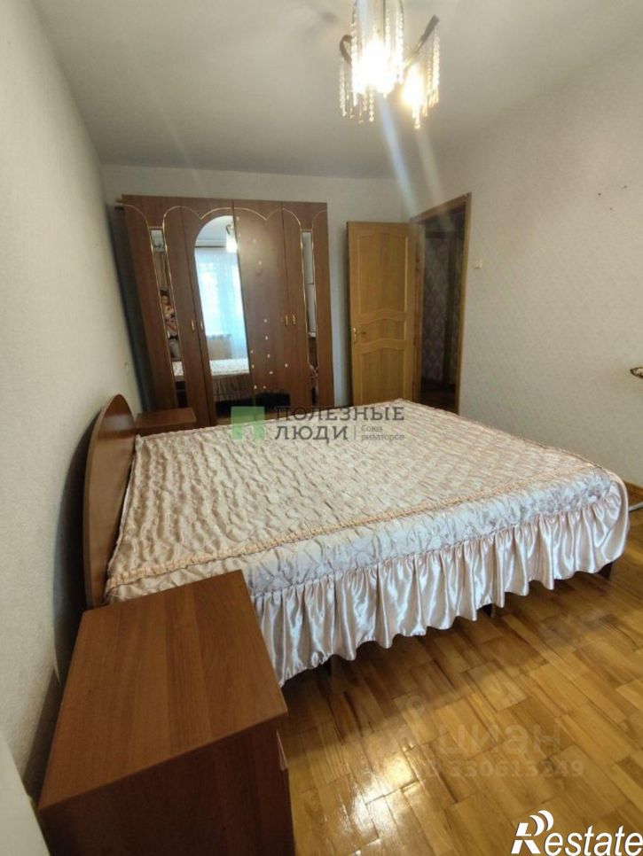 3-комн квартира пр-кт Славы, 18,  д. 18