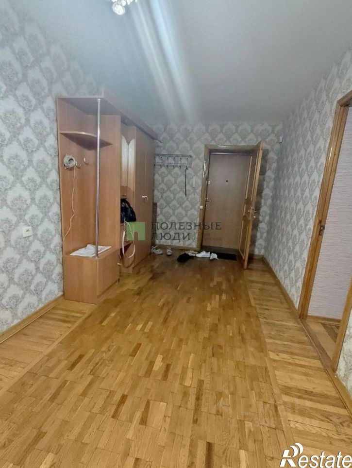 3-комн квартира пр-кт Славы, 18,  д. 18