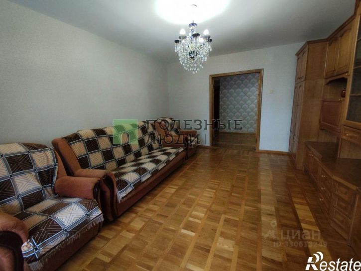 3-комн квартира пр-кт Славы, 18,  д. 18