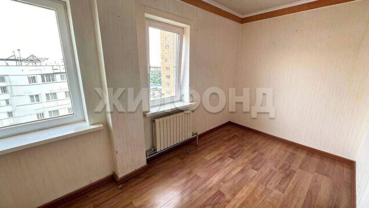 3-комн квартира Есенина ул., д.8