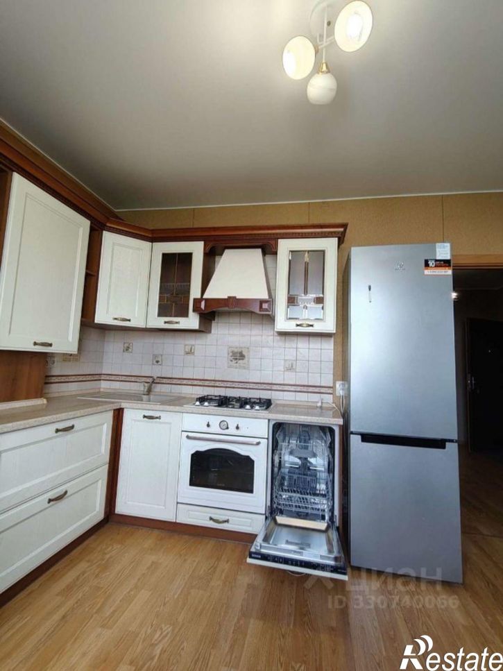 3-комн квартира ул Газовиков, 11,  д. 11