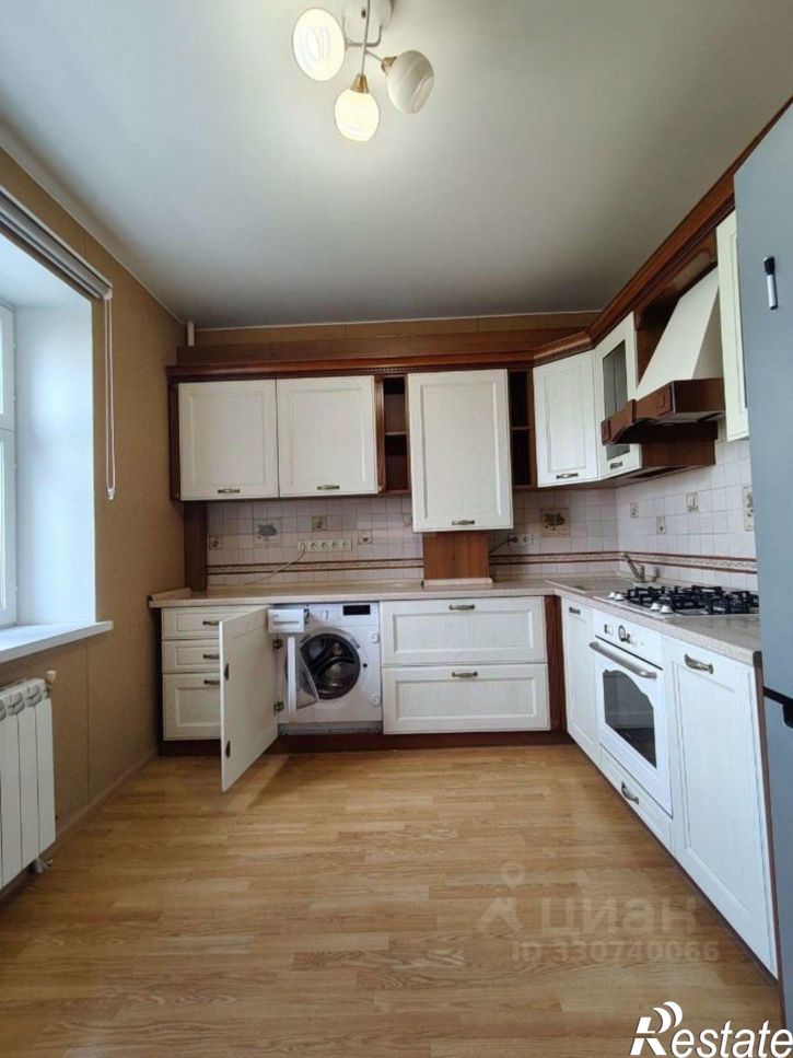 3-комн квартира ул Газовиков, 11,  д. 11