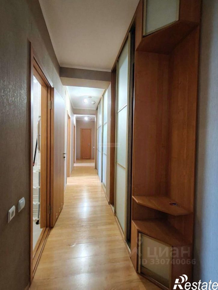 3-комн квартира ул Газовиков, 11,  д. 11