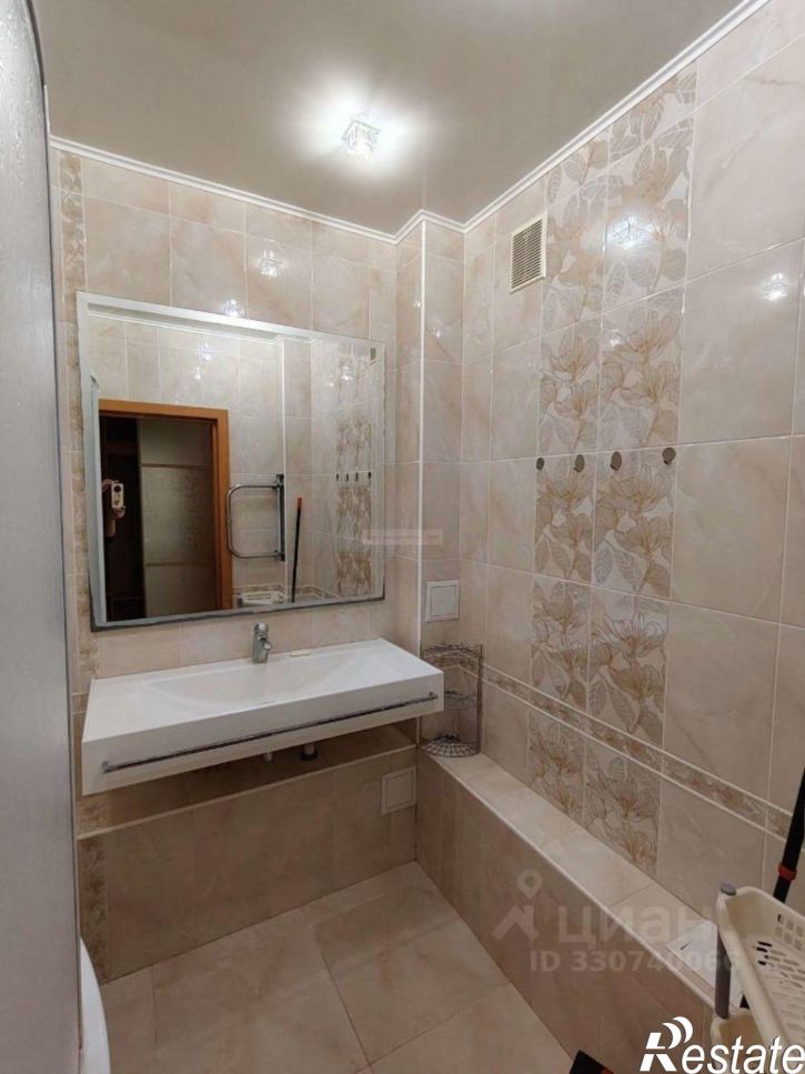 3-комн квартира ул Газовиков, 11,  д. 11