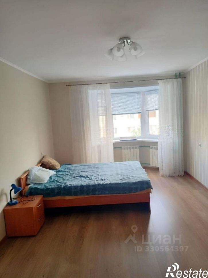 1-комн квартира б-р Юности, 1,  д. 1