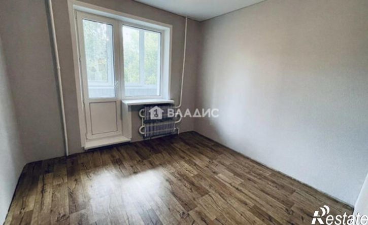 3-комн квартира ул Шаландина, 25,  д. 25
