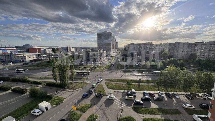 3-комн квартира Есенина ул., д.8