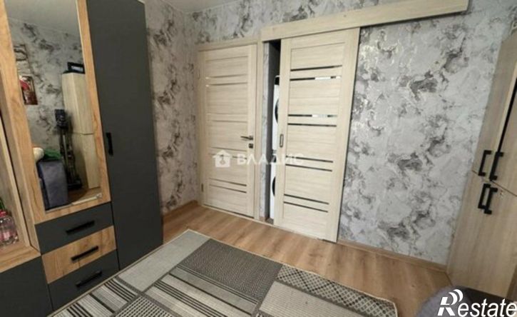 4-комн квартира проспект Славы, 47,  д. 47