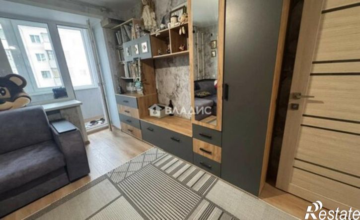 4-комн квартира проспект Славы, 47,  д. 47