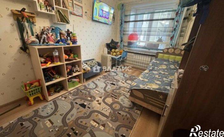 4-комн квартира проспект Славы, 47,  д. 47
