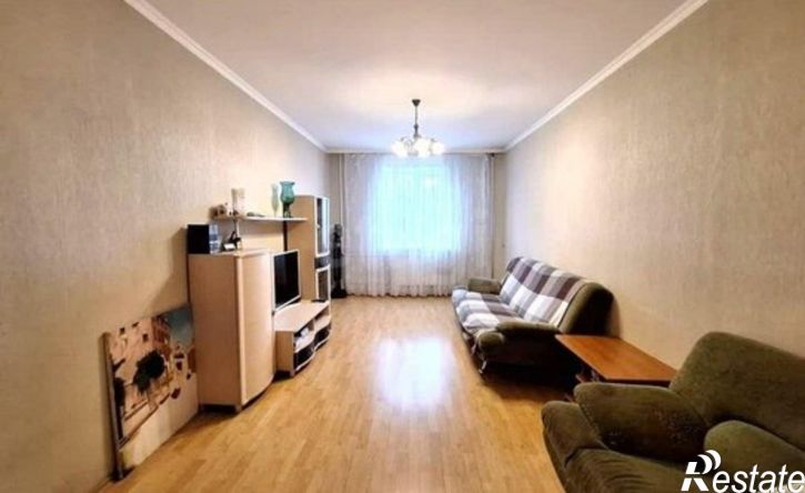 4-комн квартира улица Конева, 5,  д. 5