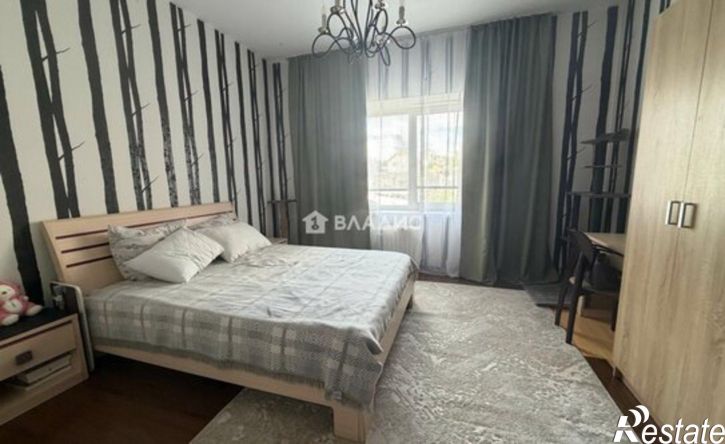 3-комн квартира улица Победы, 124,  д. 124