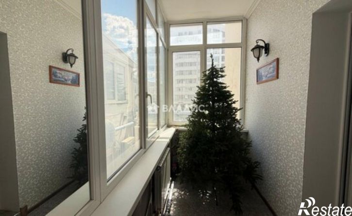 3-комн квартира улица Победы, 124,  д. 124