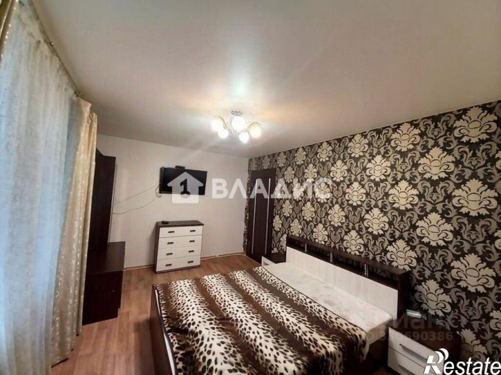 2-комн квартира ул Костюкова, 12,  д. 12