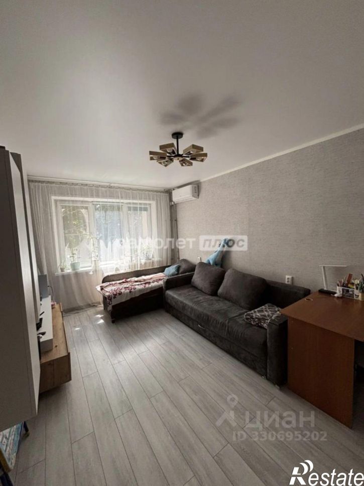 3-комн квартира пр-кт Ватутина, 22,  д. 22