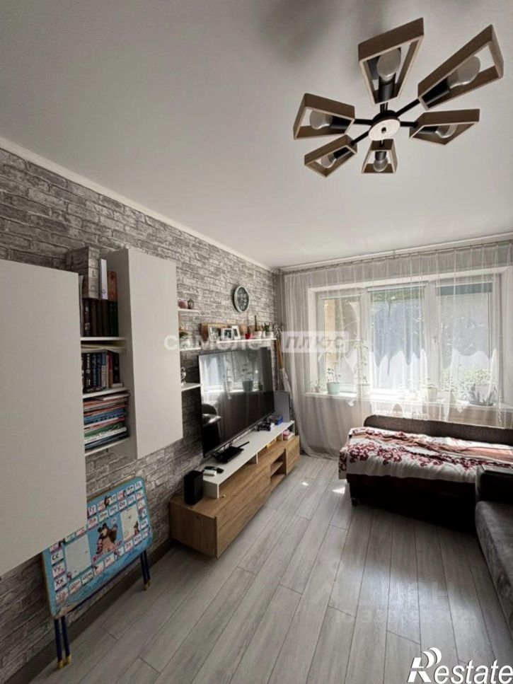 3-комн квартира пр-кт Ватутина, 22,  д. 22