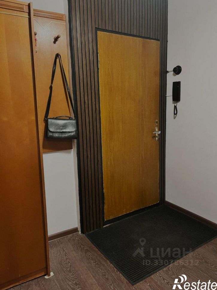 3-комн квартира улица Пугачёва, 16,  д. 16