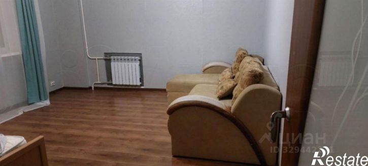 2-комн квартира улица 5 Августа, 37,  д. 37