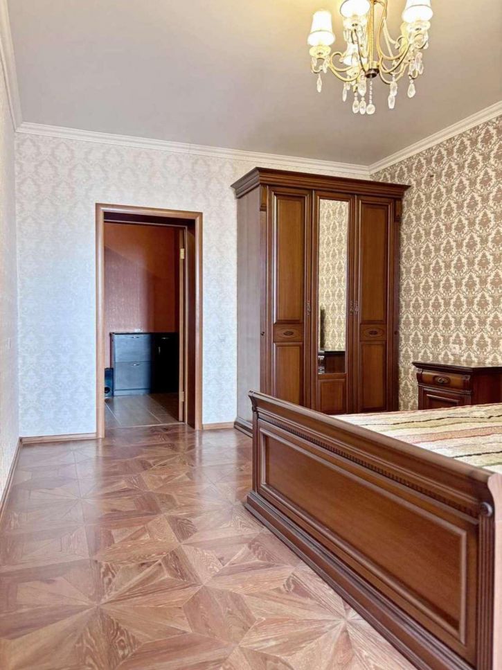 2-комн квартира Гостенская улица, 12