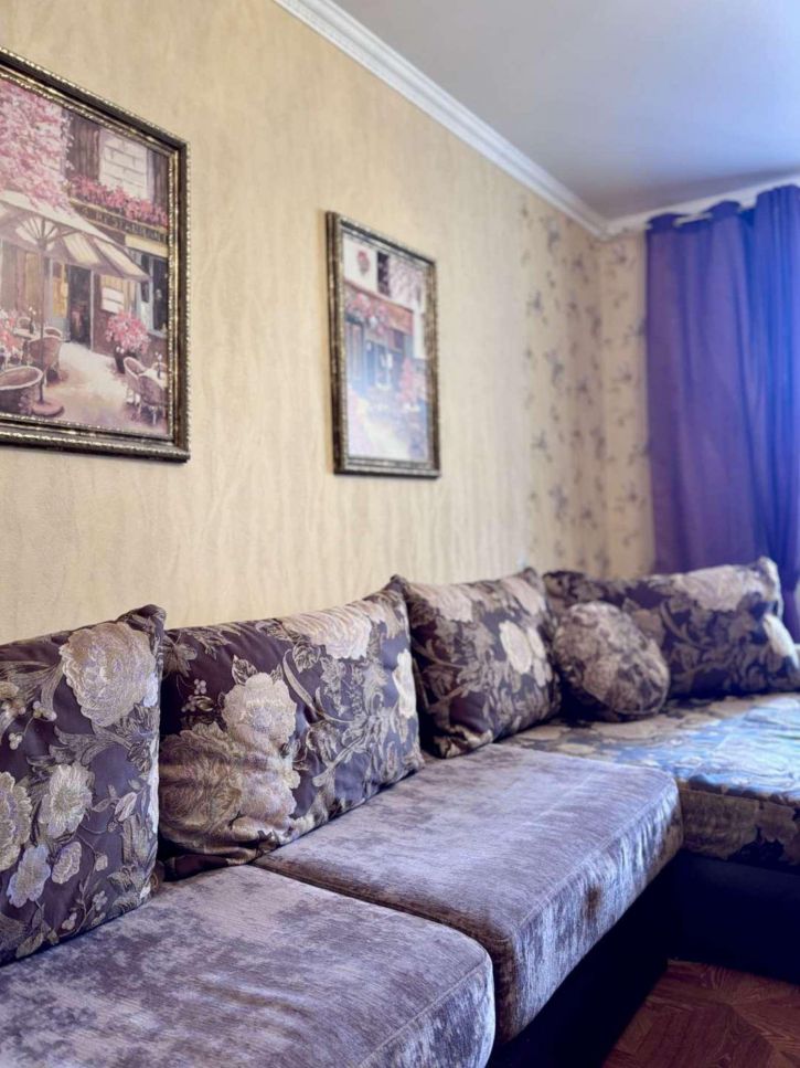 2-комн квартира Гостенская улица, 12