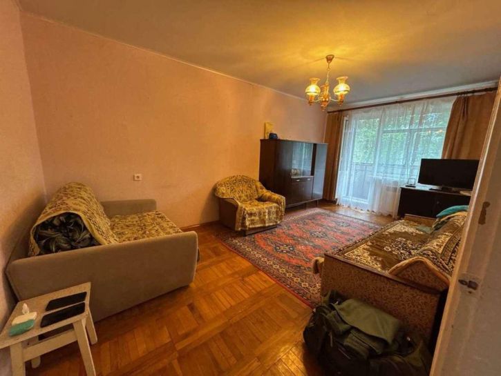 3-комн квартира Костюкова улица, 25