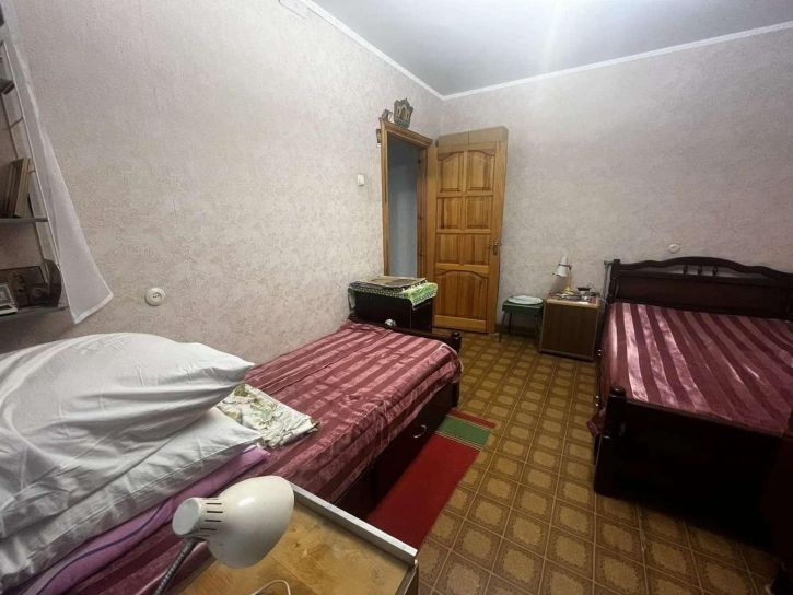 3-комн квартира 5 Августа улица, 17