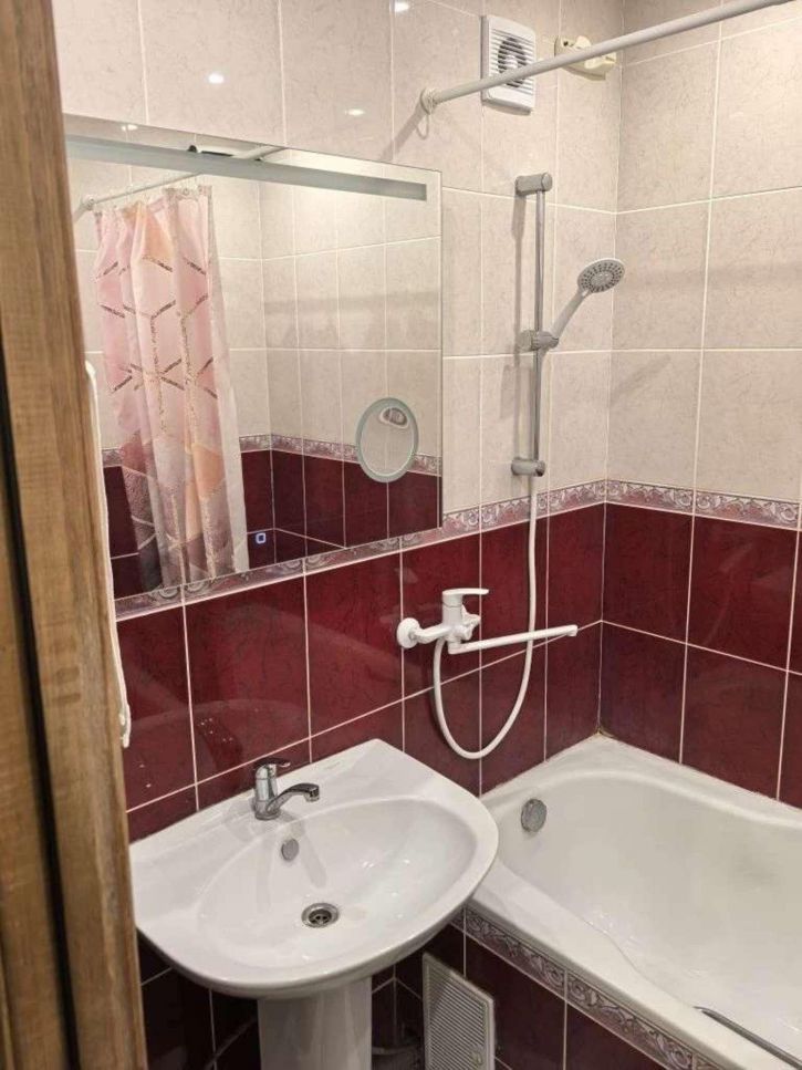 3-комн квартира Губкина улица, 18Д