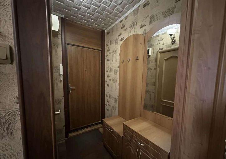 2-комн квартира Шершнева улица, 2А
