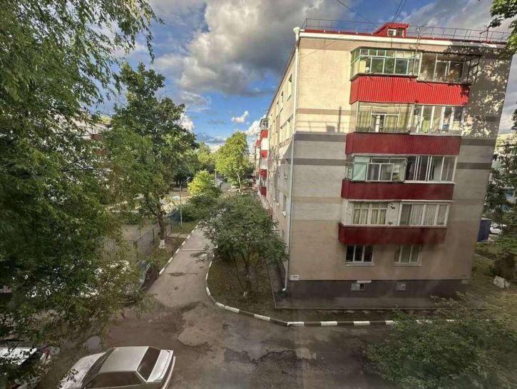 2-комн квартира Шершнева улица, 2А