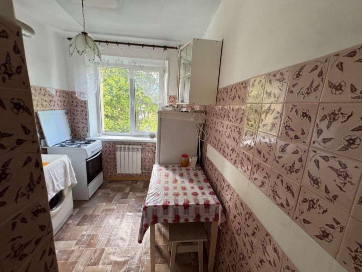 3-комн квартира Костюкова улица, 25