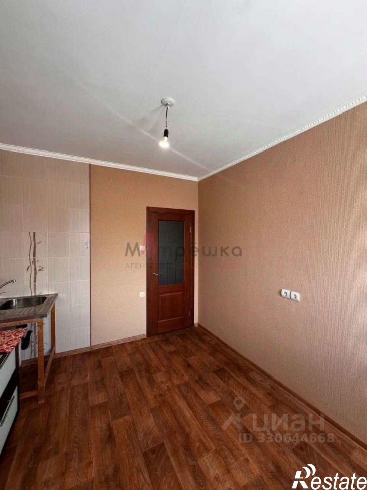 1-комн квартира улица Есенина, 9 к3,  д. 9 к3